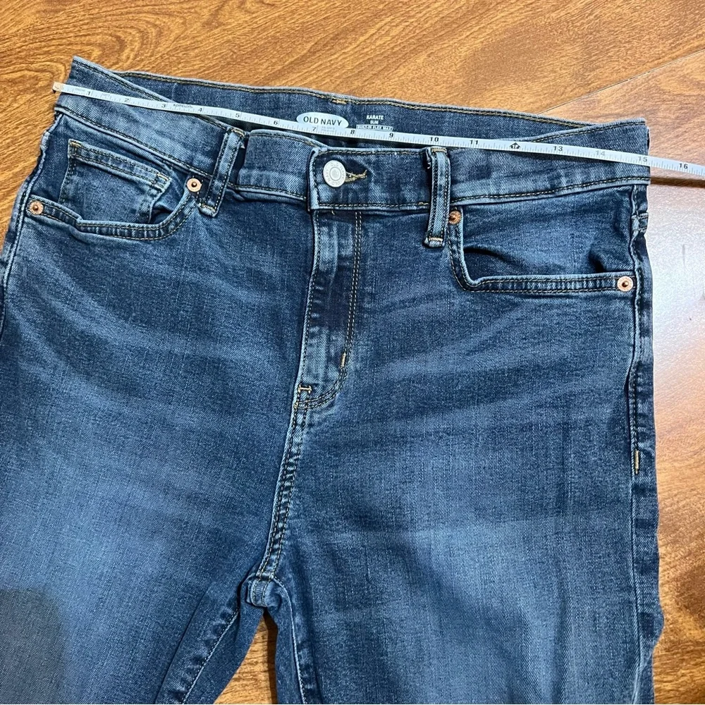 Old Navy Karate Slim Built in Flex Max Distressed Denim Jeans Kids size 18